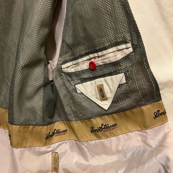 Levi Strauss Signature relaxed fit trucker jacket in beige. Size L - Picture 4 of 5